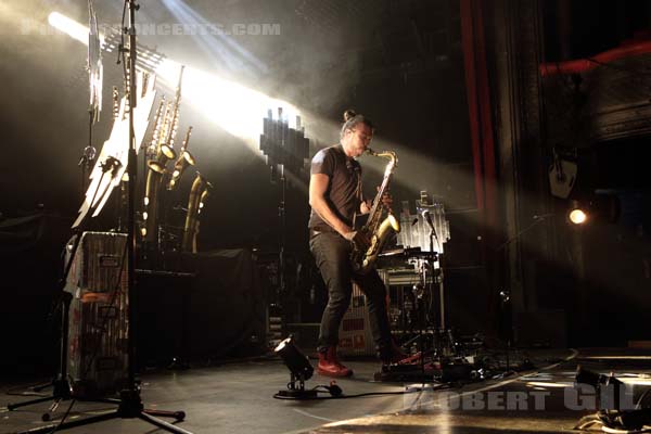 GUILLAUME PERRET - 2016-10-14 - PARIS - La Cigale - 